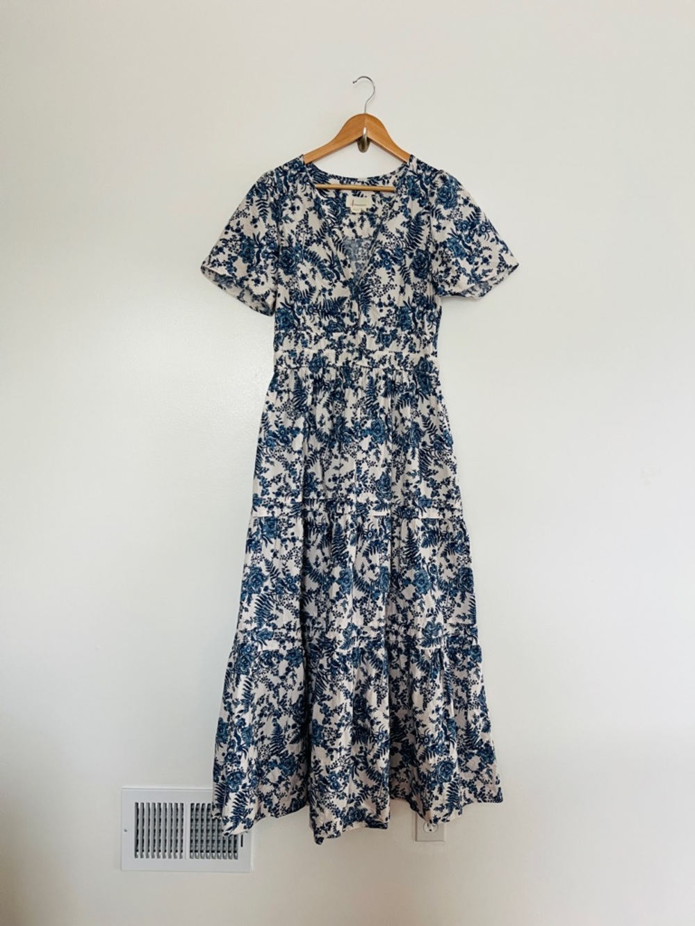 Anthropologie Maeve The Somerset Romantic Maxi Dress Ivory Printed Size Large - Picture 2 of 8